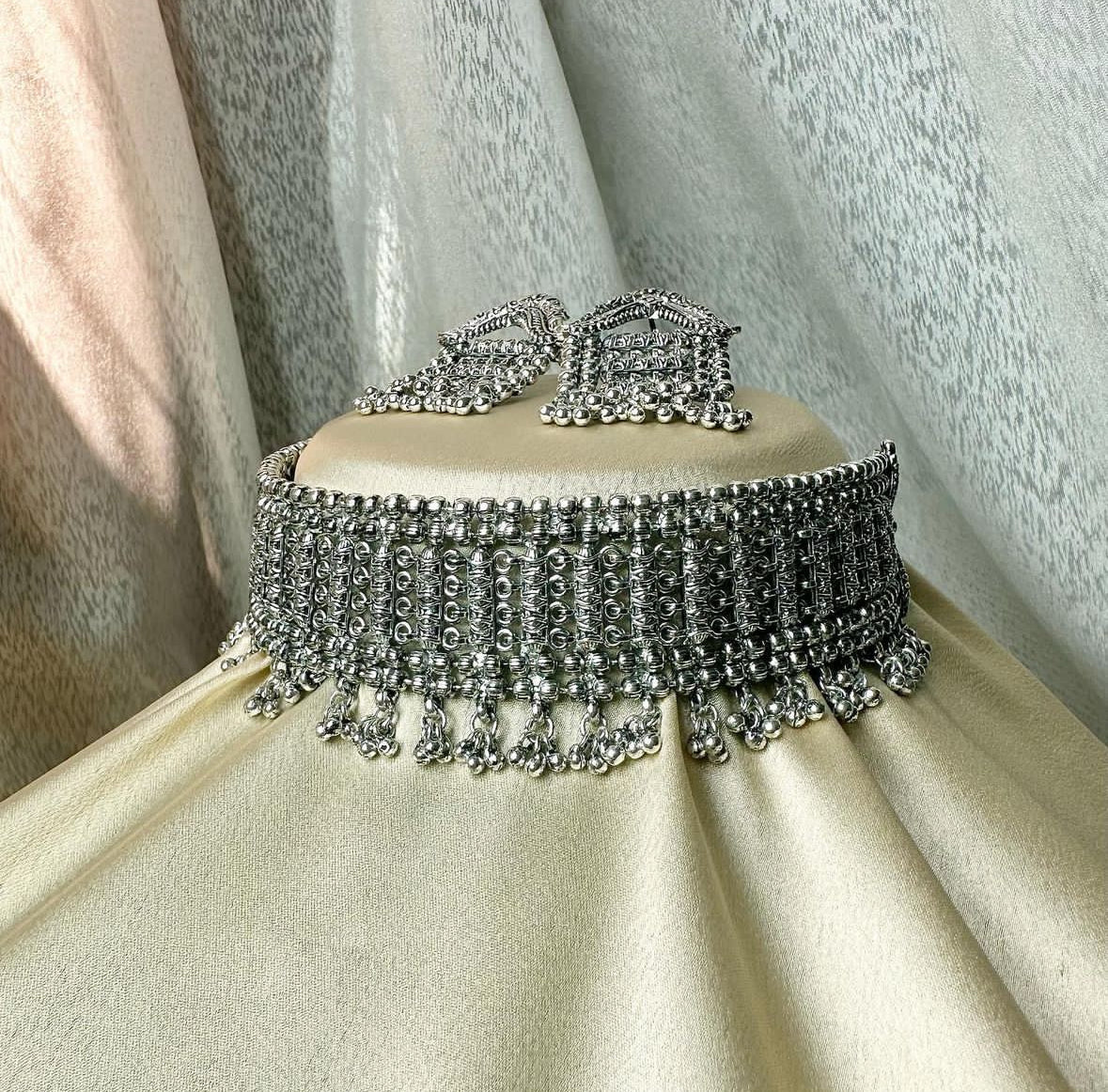 VINTAGE (Gold/Silver)
