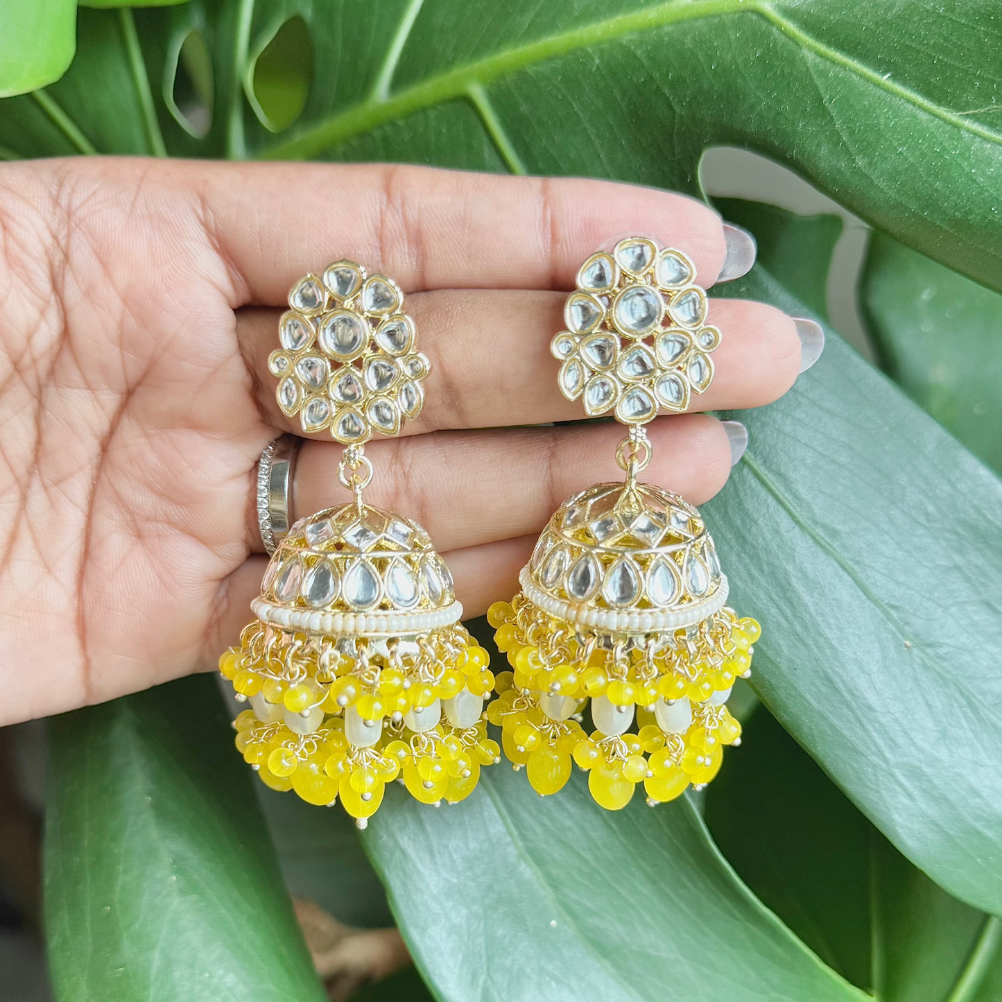 AASHNA Jhumka